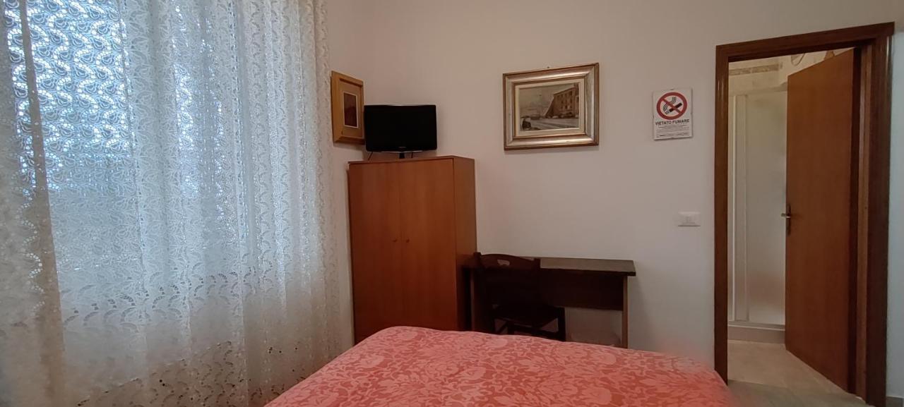Pisa Central Station Room Rent Dış mekan fotoğraf